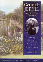 Cover for Gertrude Jekyll at Munstead Wood: Writing, Horticulture